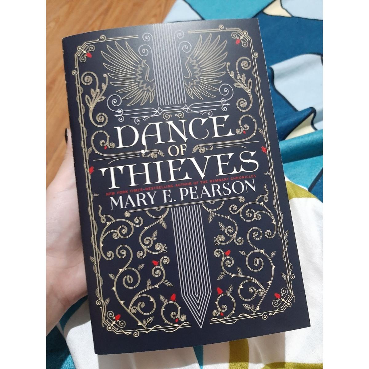 dance of thieves by mary E.pearson