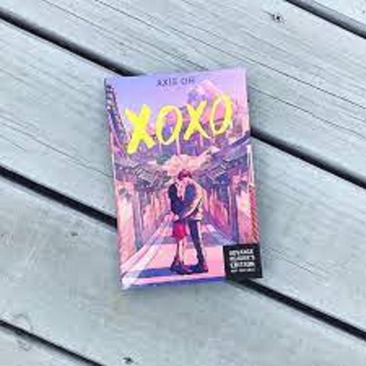 XOXO by Axie Oh