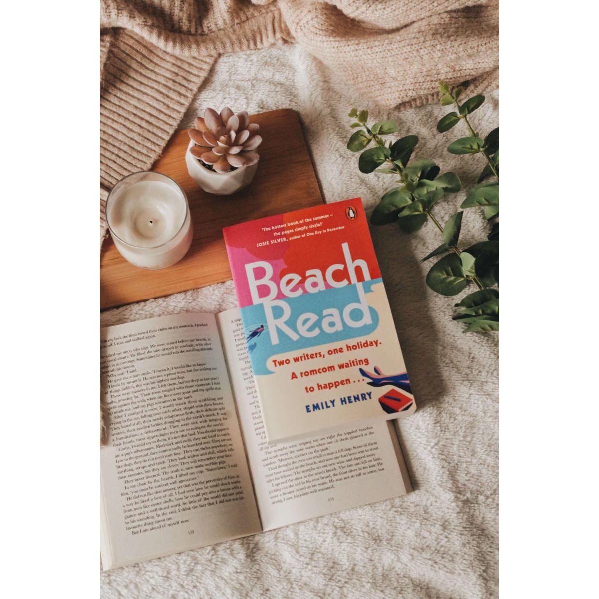 Beach Read by Emily Henry